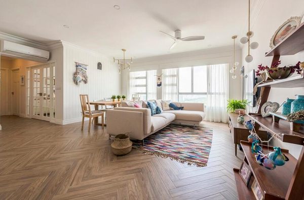 HDB HERRINGBONE1.jpg